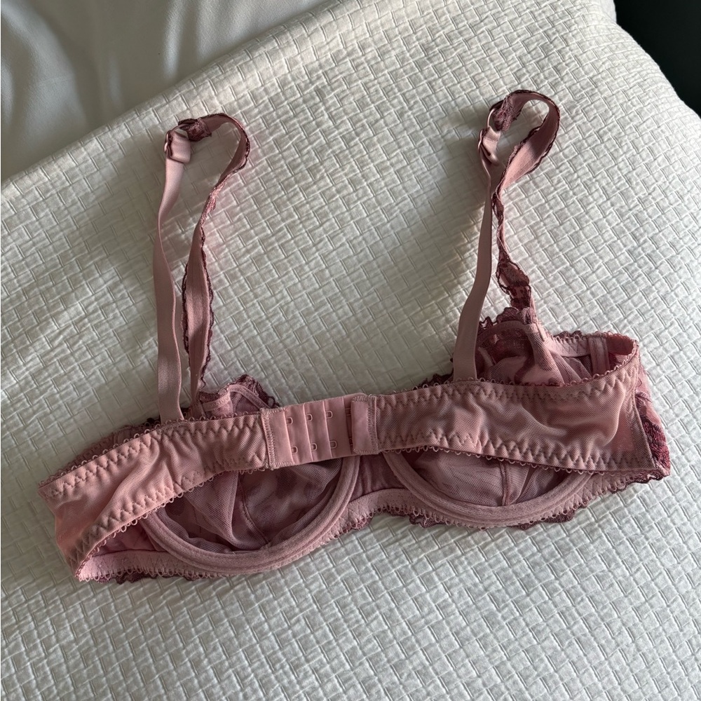 La Vie En Rose Unlined Balconette Bra - Picture 6 of 9